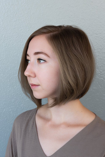 12 Mushroom_Brown_Taupe_Layered_Bob_Chin_Length_pp