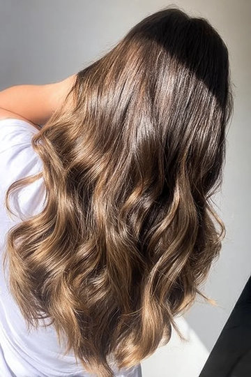 12 dark-brown-honey-caramel-balayage-long-wavy-ombre_pp