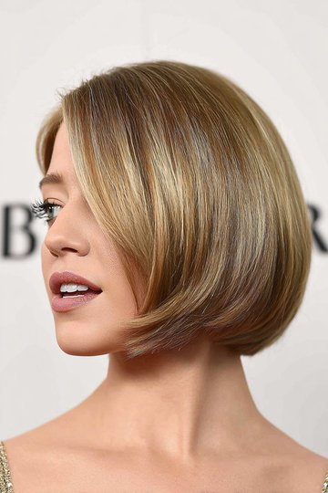 14 Honey-Blonde-Balayage-Chin-Length-Bob-Sleek_pp