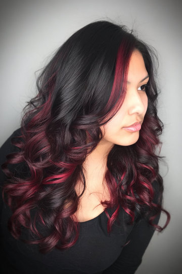 14 long-wavy-black-hair-burgundy-highlights-side-view_pp