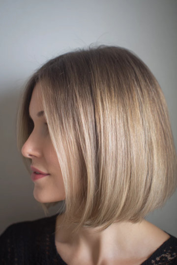 15 ash-blonde-sleek-blunt-bob elegant_pp