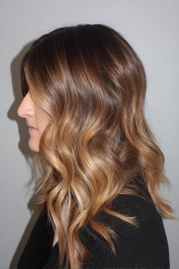 16 medium-long-wavy-chocolate-brown-golden-caramel-balayage-highlights_pp