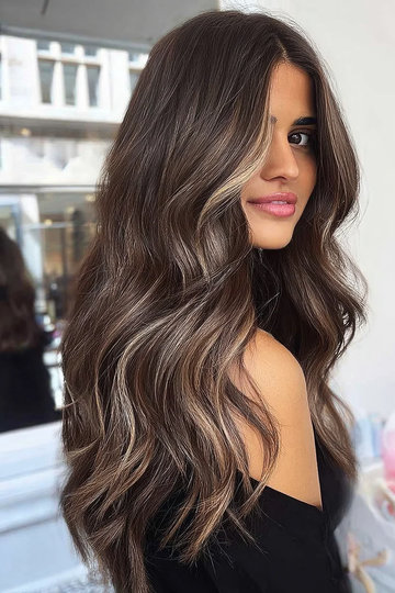 17 espresso-brown-caramel-highlights-long-layered-wavy_pp