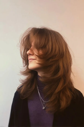 18 Auburn-Chestnut-Caramel-Highlights-Long-Wolf-Cut-Feathered-Layers_pp