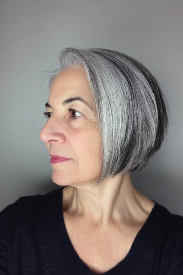 18 salt-pepper-silver-charcoal-natural-gray-medium-bob-straight-2_pp