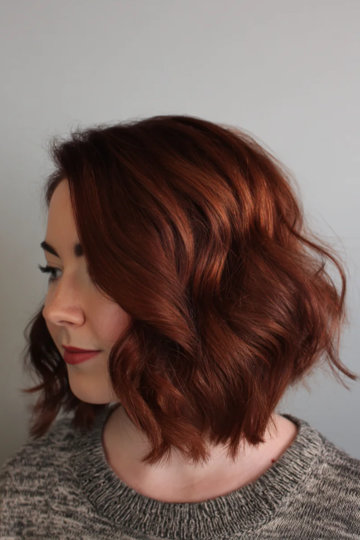 23 rich-auburn-burgundy-wavy-textured-bob_pp