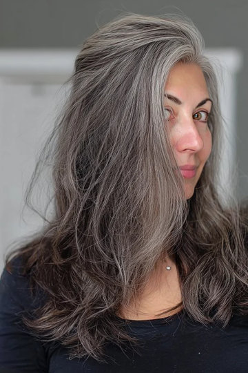 24 salt-pepper-silver-charcoal-brown-highlights-long-layered-wavy_pp