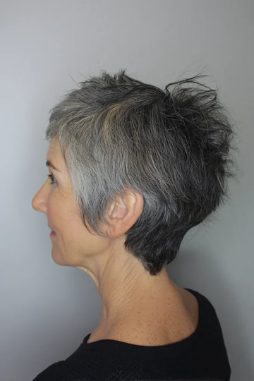 28 salt-pepper-silver-charcoal-natural-gray-short-pixie-textured_pp