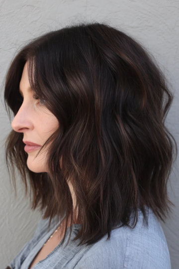 30 Dark-Brown-Medium-Bob-Light-Layers-Wavy-Textured_pp