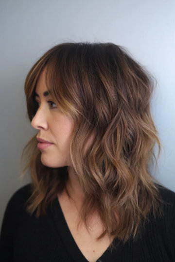 31 medium-wavy-shaggy-brown-caramel-highlights-lob-curtain bangs_pp