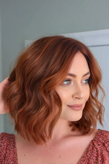 4 copper-auburn-wavy-textured-bob chin length_pp