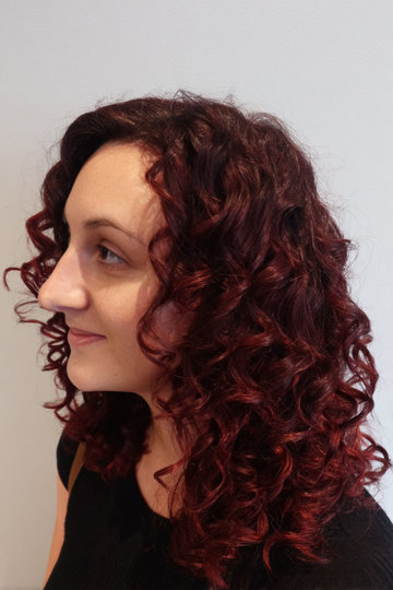 4 deep-burgundy-red-all-over-color-mid-length-curly-hair_pp