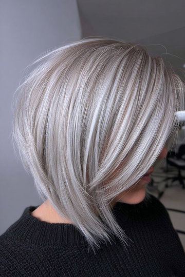 5 short-angled-bob-platinum-silver-taupe-brown-balayage_pp