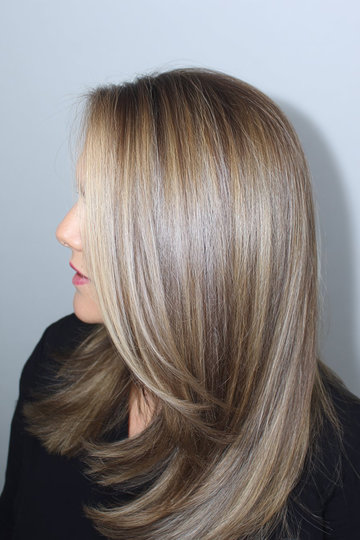6 Medium-Brown-Champagne-Blonde-Balayage-Long-Layered-Hair_pp