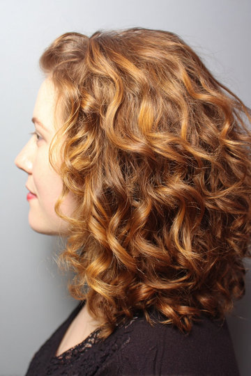9 auburn-copper-golden-highlights-long-curly-hair_pp