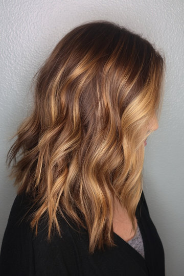 9 medium-long-wavy-chocolate-brown-golden-caramel-balayage_pp