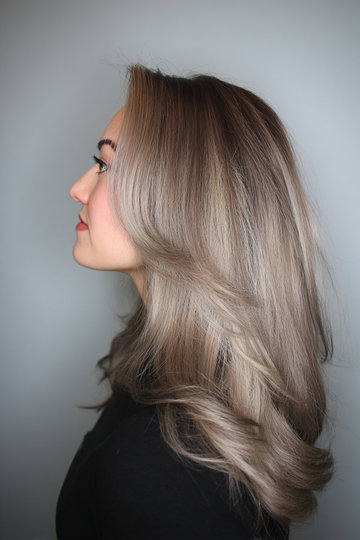 11 dirty blonde-mushroom-balayage-shadow-root-long-wavy_pin