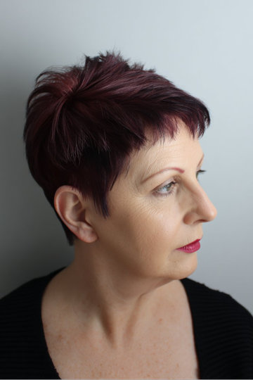 12 burgundy-wine-pixie-undercut-bold-color_pin