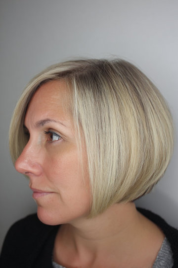 14 champagne-blonde-wavy-bob-textured_pin