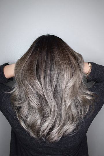 15 platinum-ash-mushroom-blonde-balayage-long-back_pin