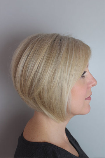 7 beige-blonde-graduated-bob-short_pin