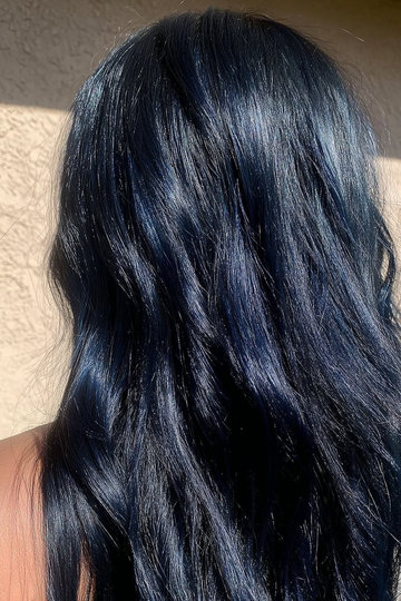 8 blue-midnight black-long-wavy-hair_pin