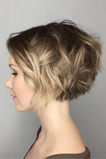 8 caramel-honey-blonde-balayage-choppy-layered-short-bob_pin