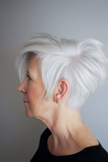 Haircuts For Women Over 70 17_pp