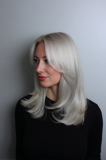 Medium Length Butterfly Haircut 12_pp