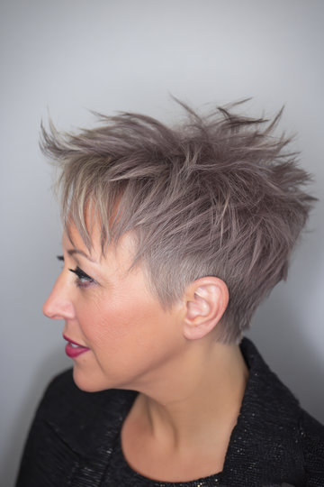 Sassy Haircuts For Women Over 50 1_pp