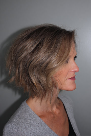Short Hairstyles For Older Women 16_pp