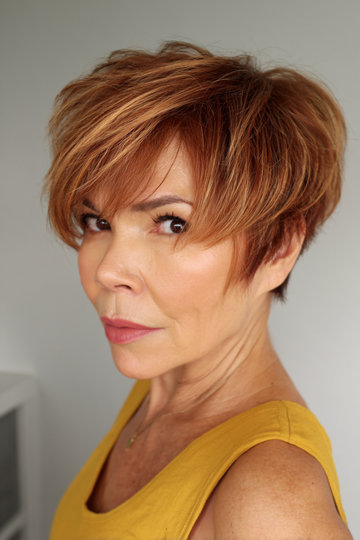 Short Hairstyles For Older Women 1_pp