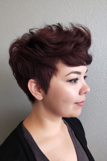 Short Hairstyles For Round Faces 8_pp