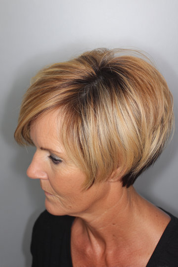 Short Hairstyles For Women Over 60 13_pp
