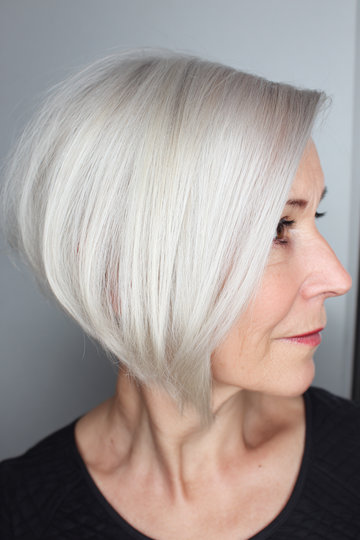 Short Hairstyles For Women Over 60 19_pp