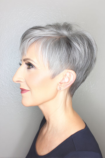 Short Hairstyles For Women Over 60 31_pp