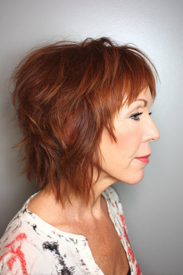 Short Hairstyles For Women Over 60 4_pp