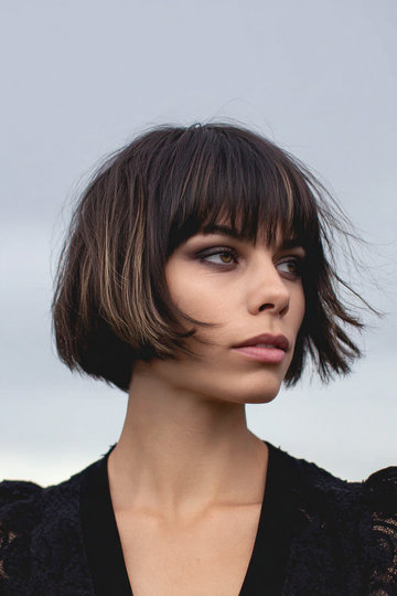 Short Hairstyles With Bangs 6_pp