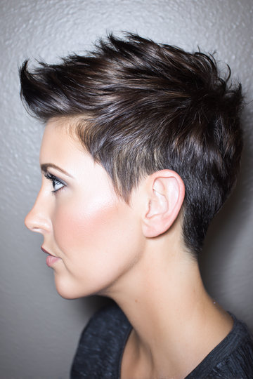 Short Hairstyles Women 13_pp