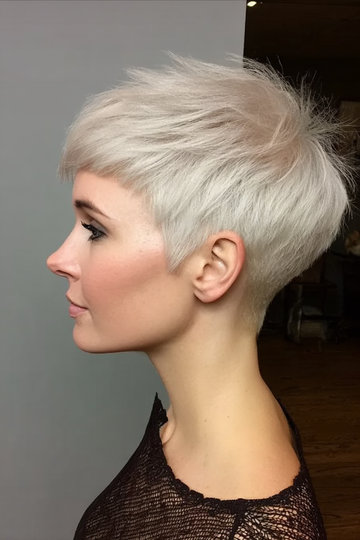Short Hairstyles Women 27_pp