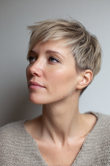 Short Hairstyles Women 31_pp