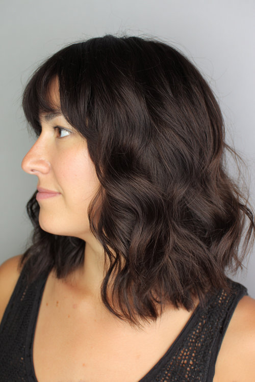 Low-Maintenance Wavy Haircuts for Busy Moms 4_pp