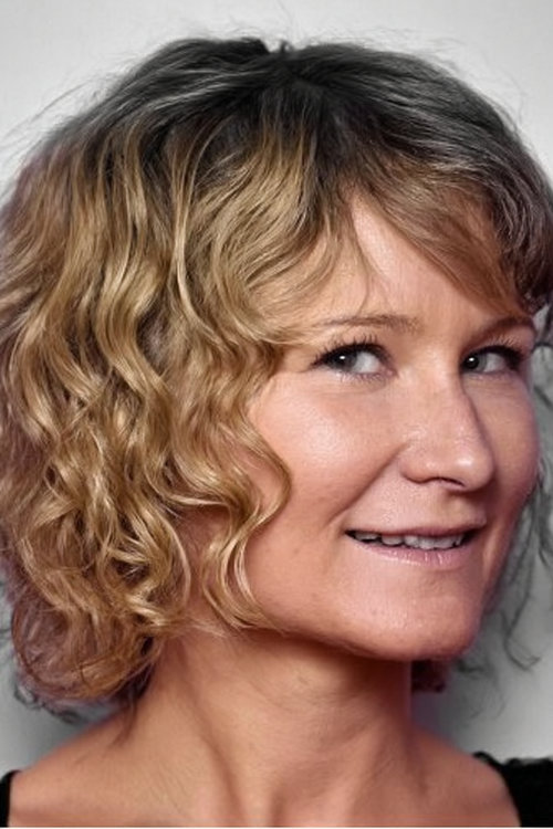 Wavy Hair For Over 50 20_pp