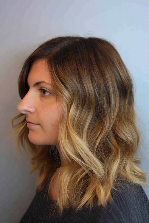 Wavy Haircuts For Round Faces 19_pp