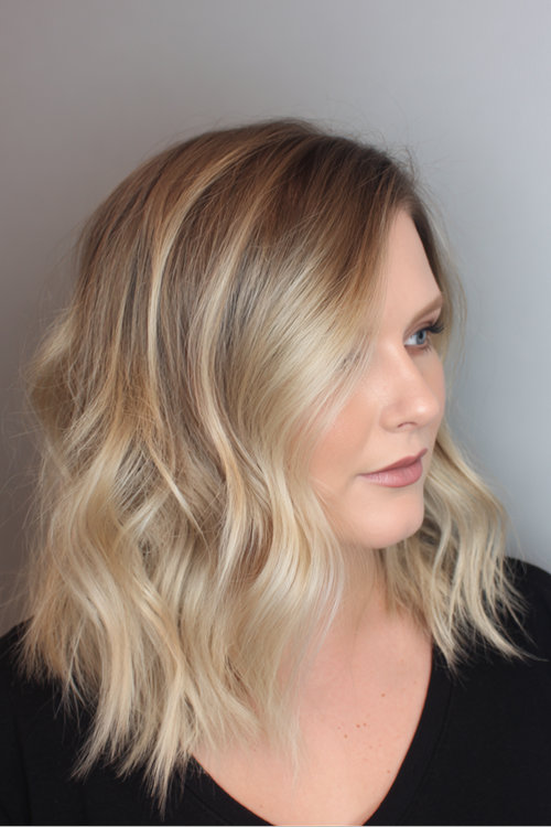 Wavy Haircuts For Round Faces 23_pp