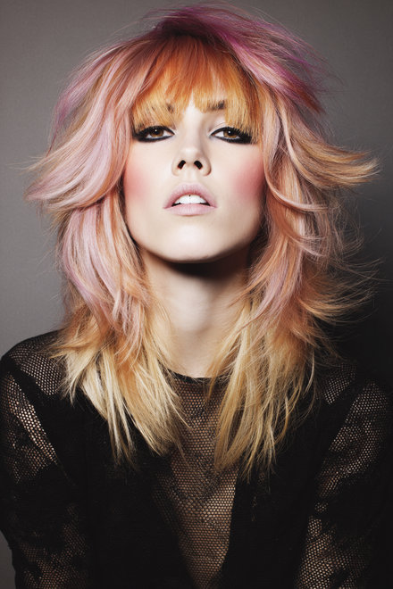 16 Colored Fringe on a Medium Wolf Cut_pp