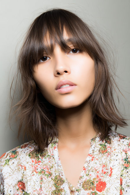 2 Wispy Bangs With a Textured Bob_pp