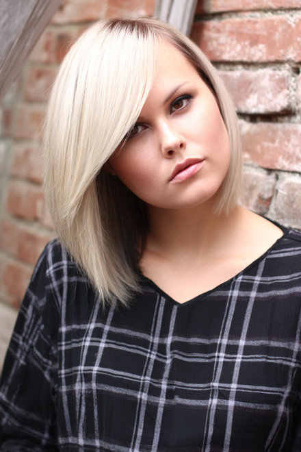 20 Round Face Flattery Angular Lob With Side Fringe_pp