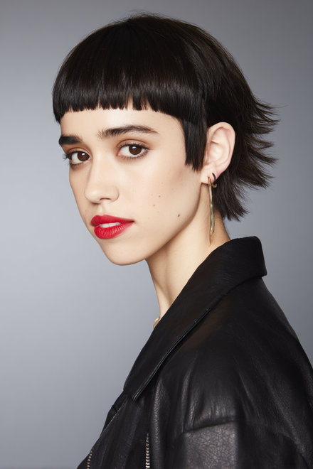 6 Bixie Cut With Micro Bangs_pp