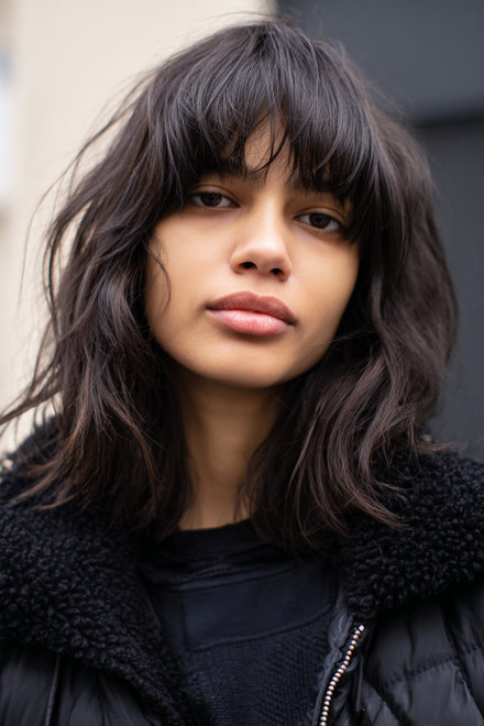 9 Shag Haircut With Grown-Out Bangs_pp